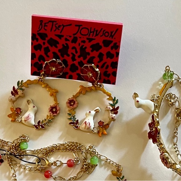 This delightful, delicate set, just like the Les Nereides - Picture 3 of 9